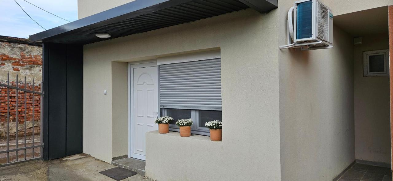 Apartman Sen'S Leskovac  Ngoại thất bức ảnh